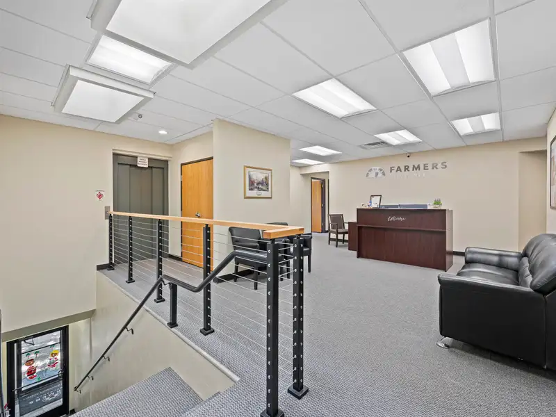 Two-story Commercial Investment Property in Downtown Parachute with 6%+ Cap Rate