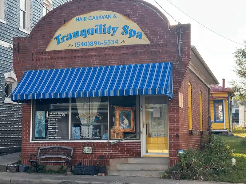 Historic Commercial Storefront in Downtown Broadway, Va – Versatile Space with High Visibility
