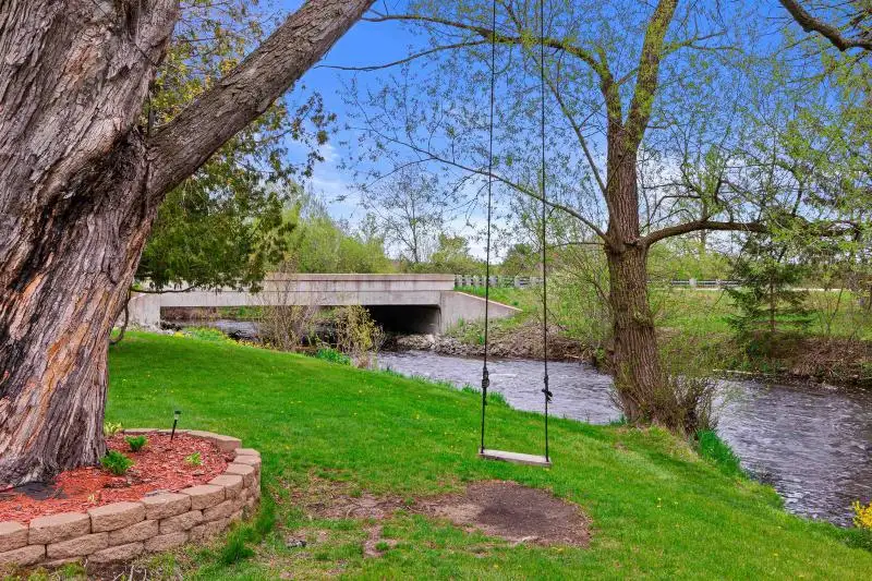 Prime Restaurant/event Venue for Lease on Tomorrow River, Amherst, Wi