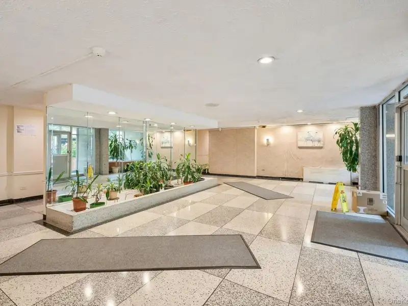 First Floor Office Unit in Forest Hills Co-op with Five Private Offices