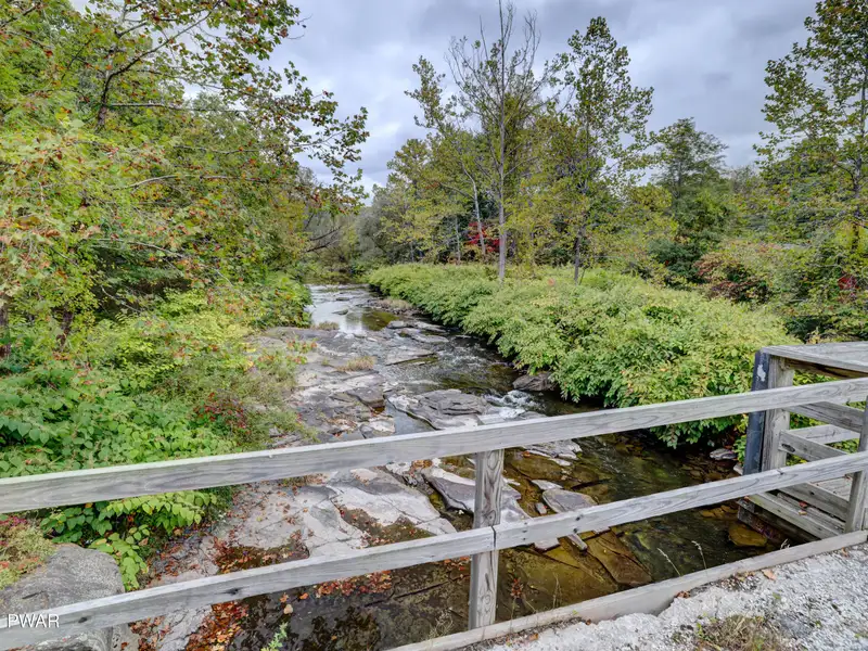97.29-acre Former Ski Resort with Lodge in the Pocono Mountains