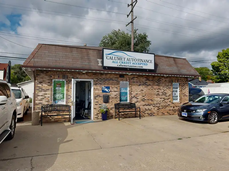 Versatile 870 Sq. Ft. Commercial Property on Calumet Ave, Hammond, In