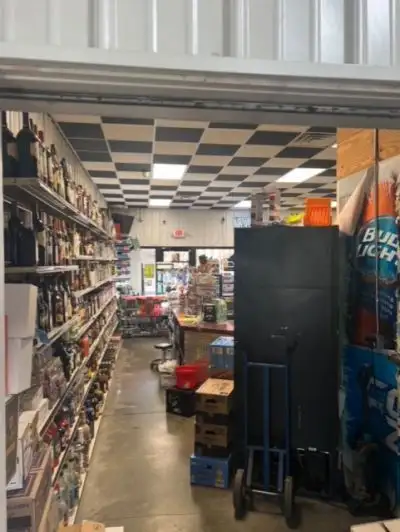 Established Truck Stop and Convenience Store with Restaurant in High-traffic Location