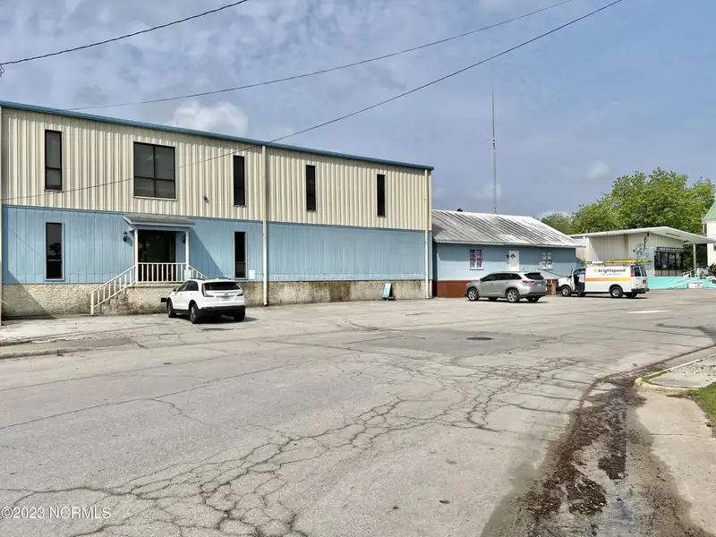 Prime Waterfront Mu-1 Development Opportunity in Historic Oriental, Nc with Deepwater Dockage