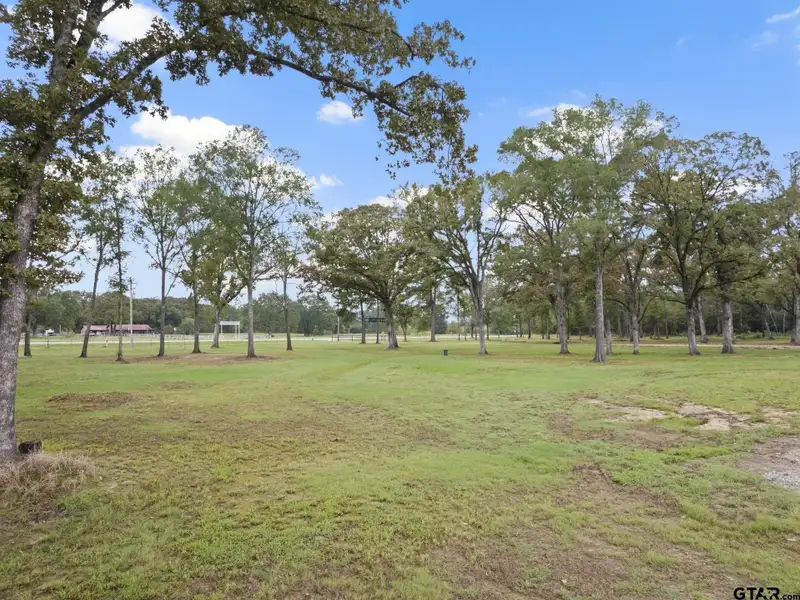 Expansive 13,500 Sq Ft Warehouse and Office on 11.5 Acres Along Highway 271
