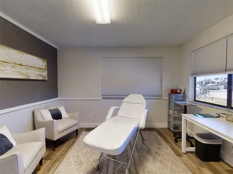 Medical/professional Office Space for Rent in Busy Sr-442 Business Complex
