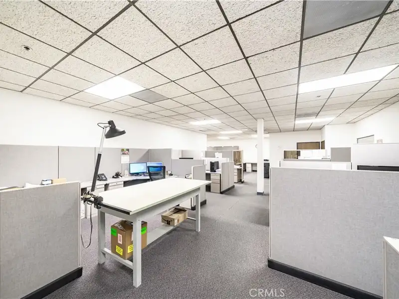 Versatile 21,447 Sq Ft Industrial/office Property in Orange's Thriving Commercial District