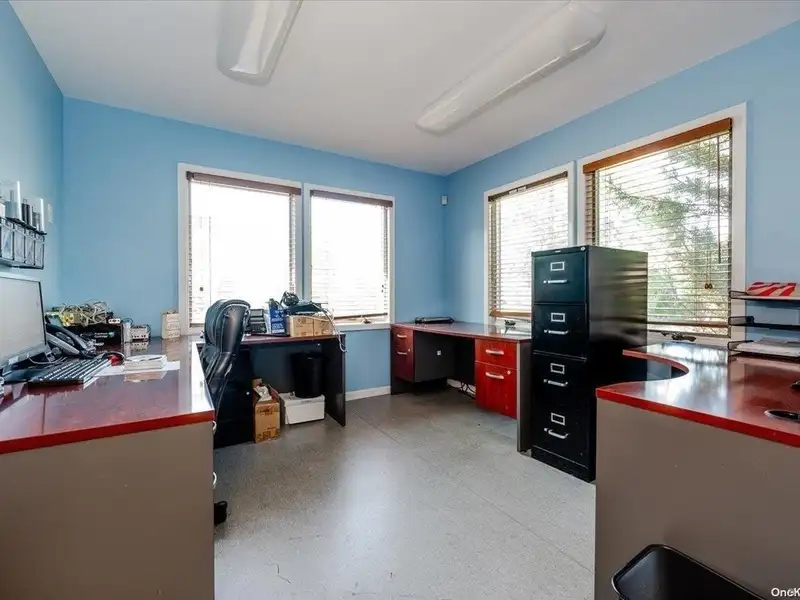 Renovated Office Space Adjacent to Good Samaritan Hospital, 3,606 Sq Ft Total