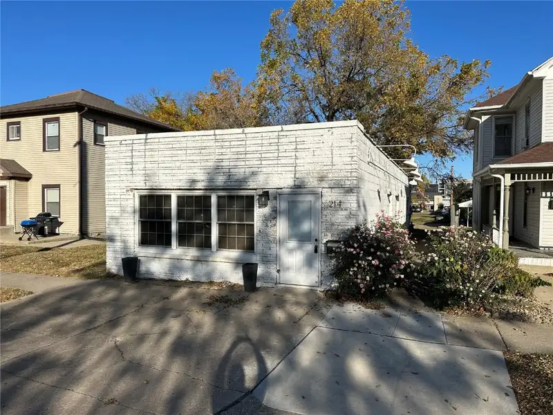 Standalone Commercial Space in Kingston Village Near Downtown and Mcgrath Amphitheatre