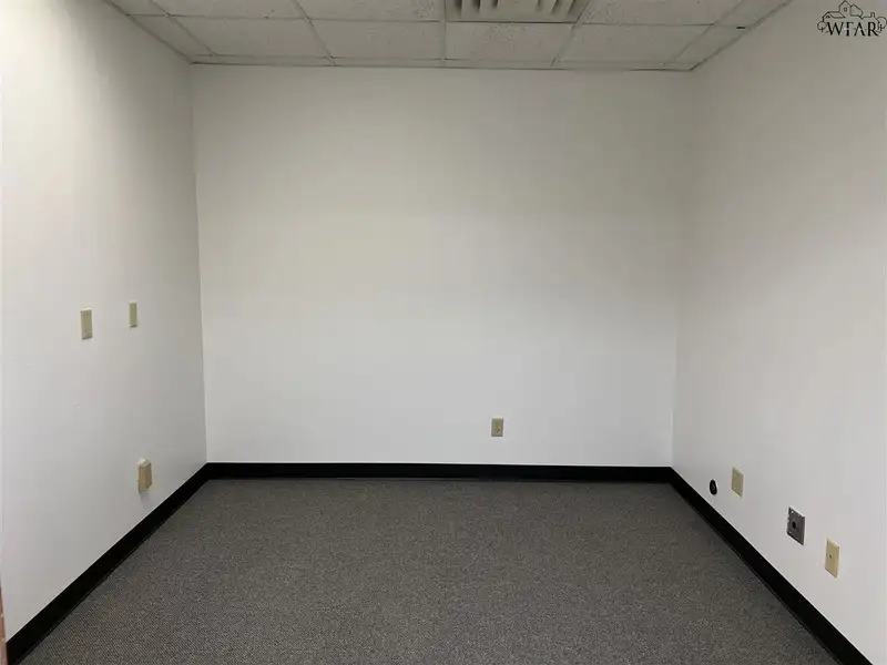 Warehouse Space with Offices and Loading Docks on 1.5 Acres, Convenient Location