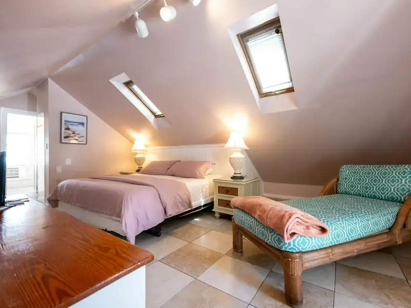 Boutique Guesthouse in Historic Old Town Key West with 15 Deluxe Rooms