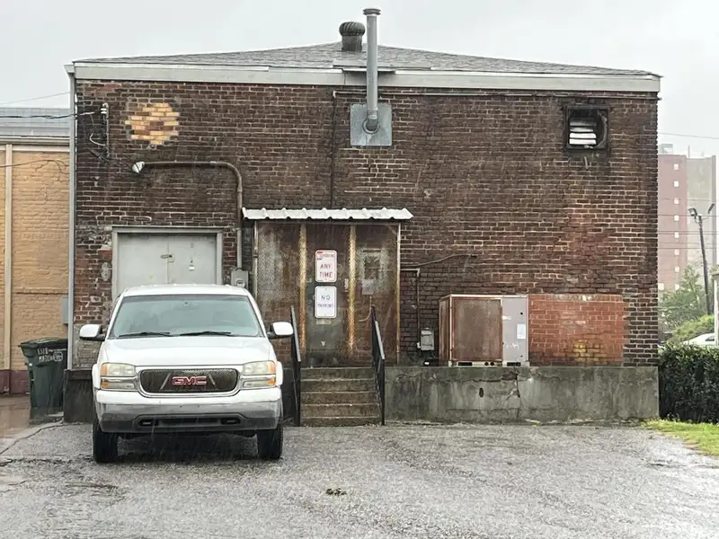 Historic Commercial Retail Building in Prime Memphis Location