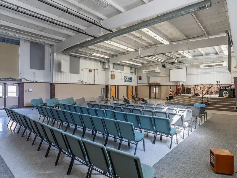 Expansive 44,962 Sf Property on 5 Acres in Historic Franklin - Versatile Development Opportunity