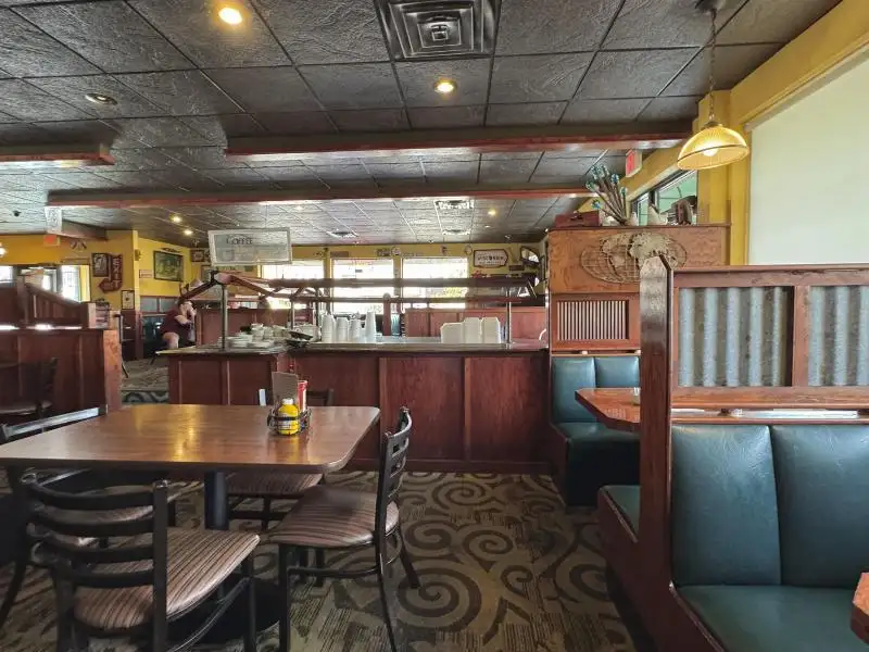 Turnkey Restaurant and Pub on Fox River in Downtown Berlin, 5,144 Sq Ft