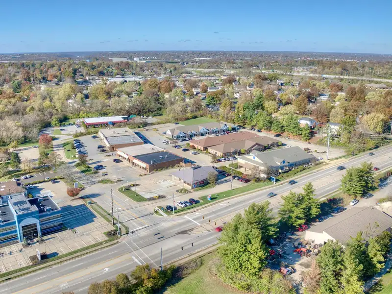 Move-in Ready 5,000 Sq Ft Commercial Space in Prime Edgewood Location
