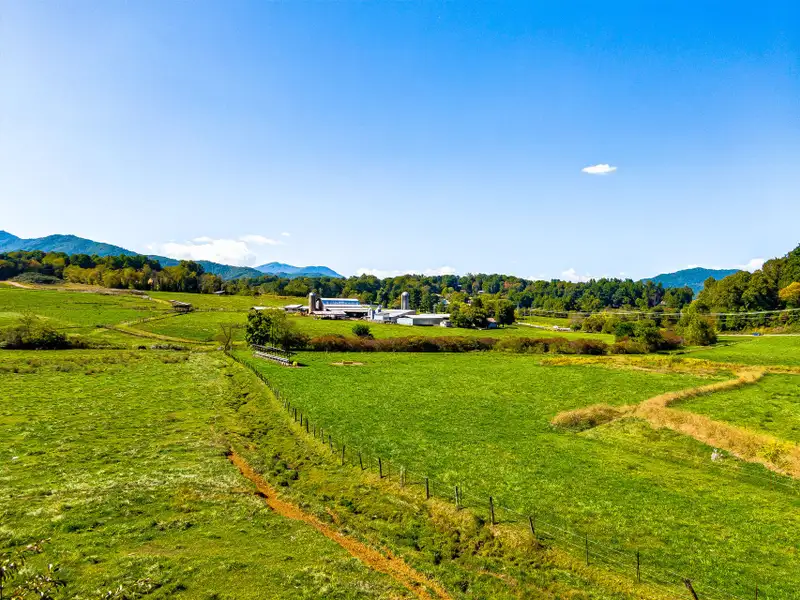Residential Development Opportunity in Raccoon Creek Neighborhood, Waynesville, Nc