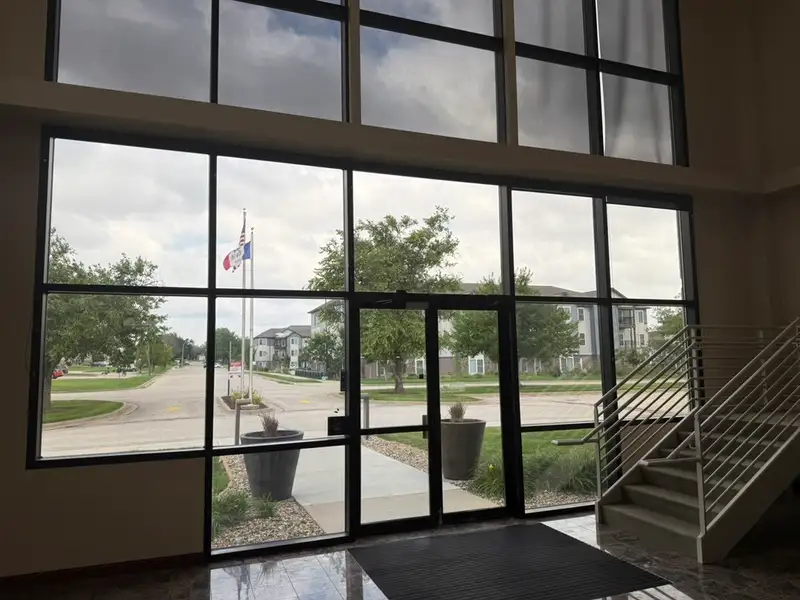 Furnished Office Space for Sublease in Southwest Cedar Rapids – 40,770 Sf