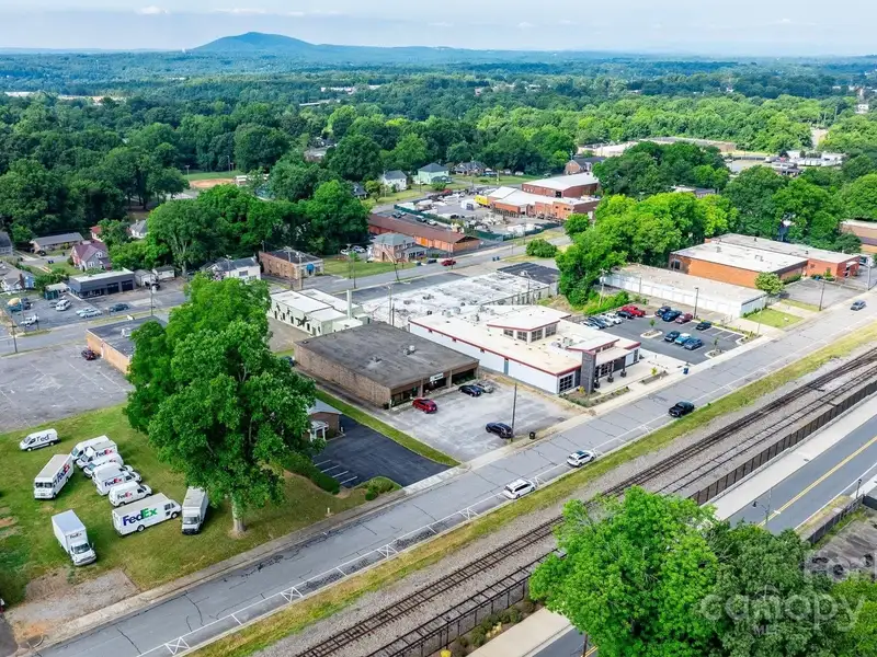 Prime Brick Office Building with Expansion Potential in Downtown Hickory