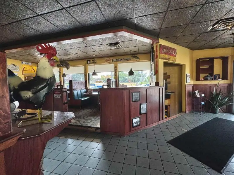 Turnkey Restaurant and Pub on Fox River in Downtown Berlin, 5,144 Sq Ft