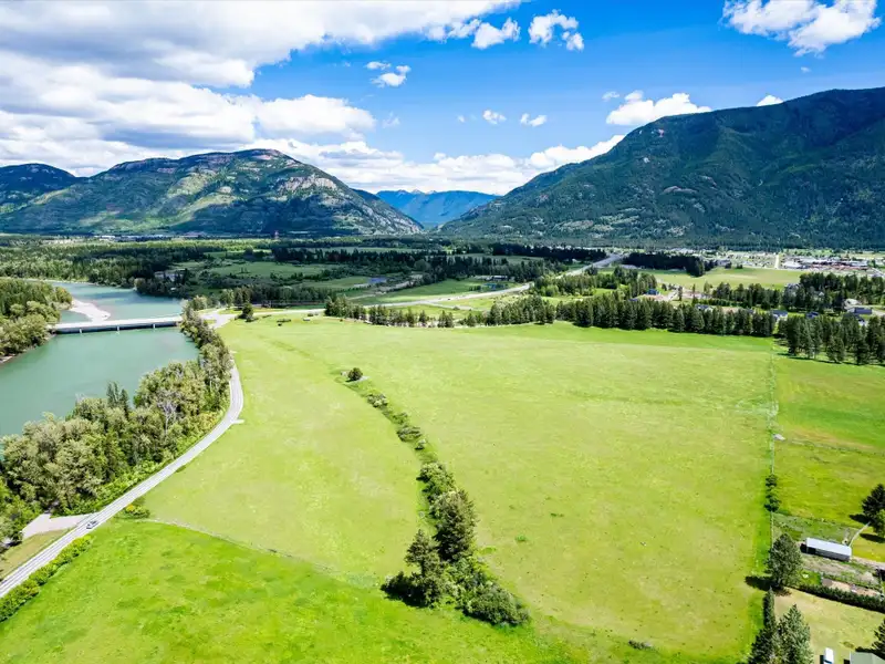 Expansive 50-acre Development Site Near Glacier National Park with Riverfront Access
