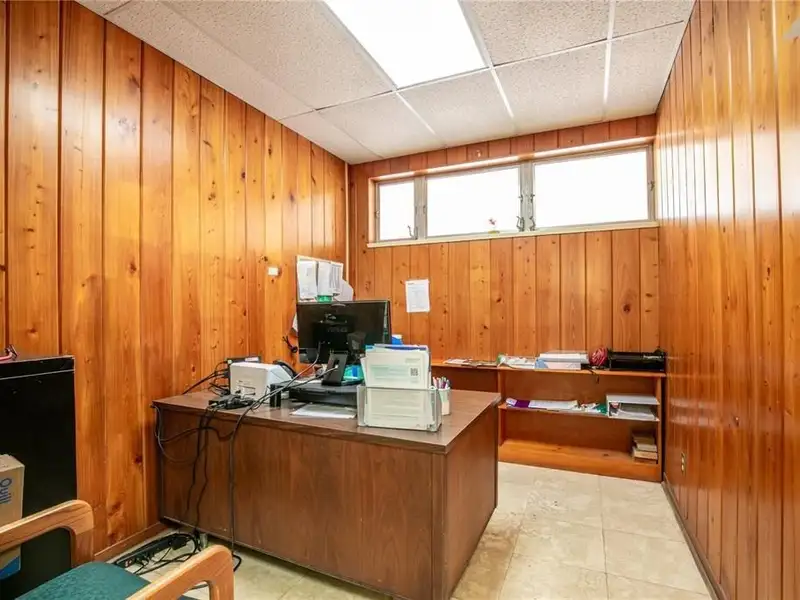 Prime Clermont 2-story Medical Office Building with High Visibility and Ample Parking