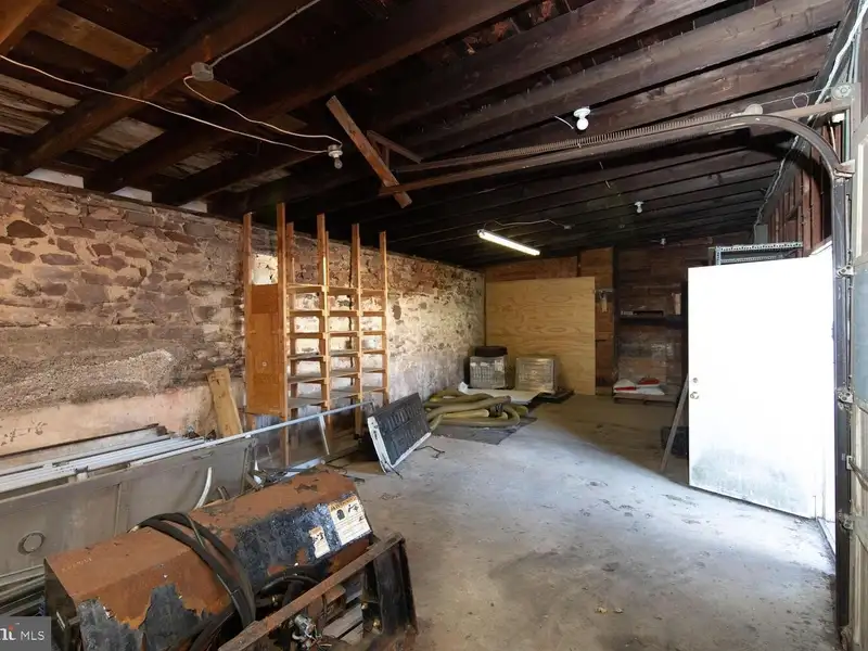 Commercial Property with Office and Warehouse Space in Norristown, Ideal for Multiple Tenants