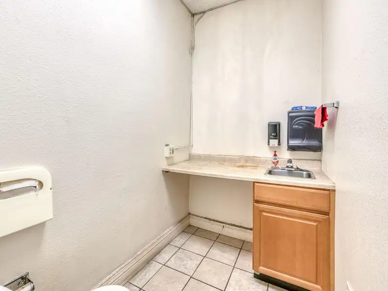 Single Story Free-standing Building with Dual Retail Spaces Near Va Hospital Fresno