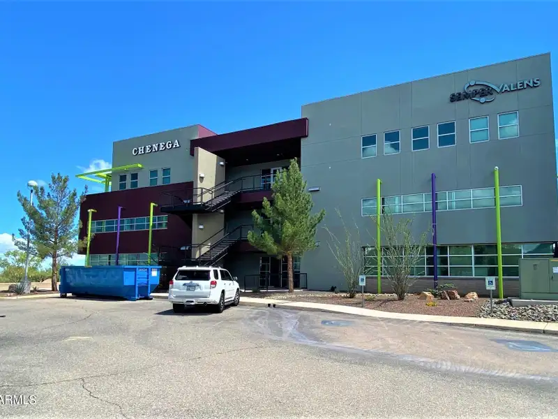 Modern Commercial Suites Near Ft Huachuca with Mountain Views and Ample Parking