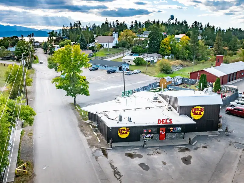 Historic Del's Bar & Grill: Profitable Lakeside Business in Somers, Mt with Liquor License