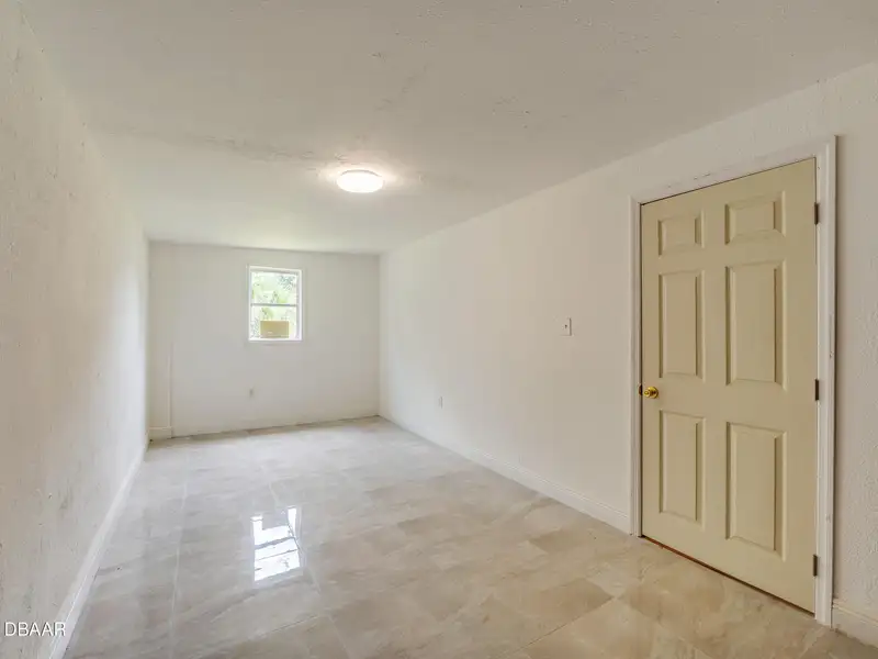 Zoned Sfr-5 Single Family Home on 1/4 Acre Ideal for Office Use