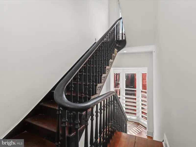 Fully Renovated Six-unit Property in Mount Vernon, Baltimore with Modern Finishes and Parking