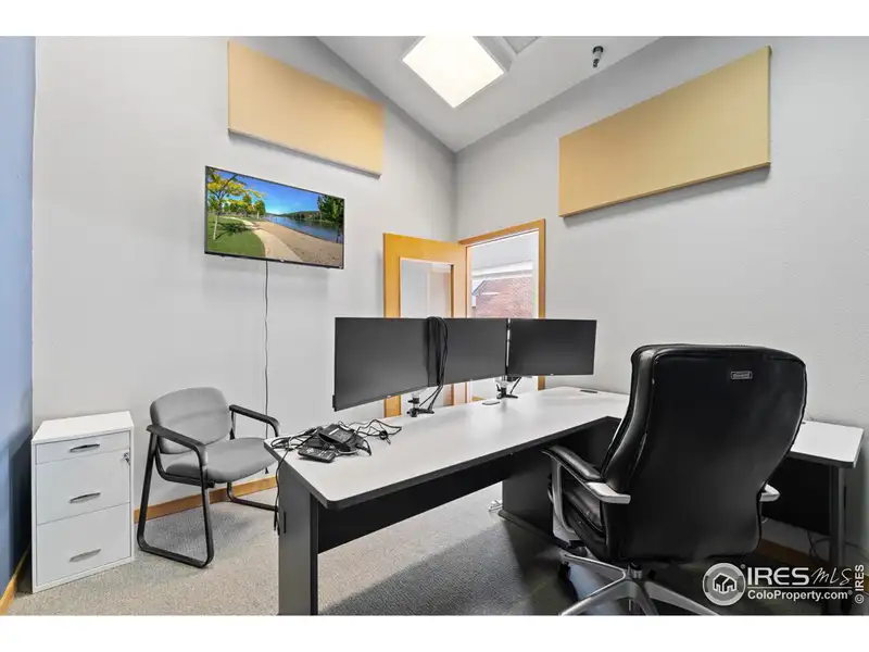 Partially Furnished Office Suite for Lease in Fort Collins - 1,846 Sf