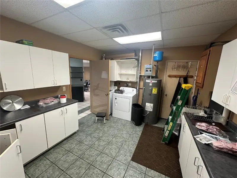Retail Space for Lease in High-traffic Location on Asbury Rd, Dubuque, Ia