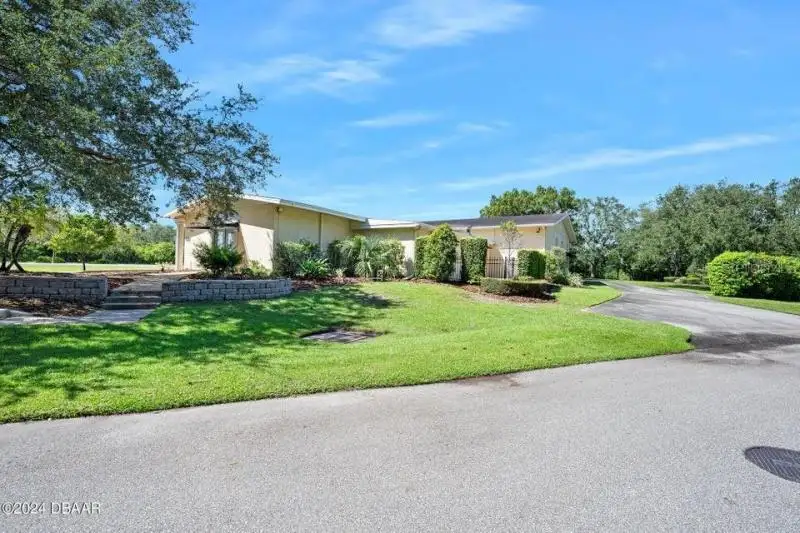 Class a Office Building with River Views in Ormond Beach, Ideal for Dual Businesses