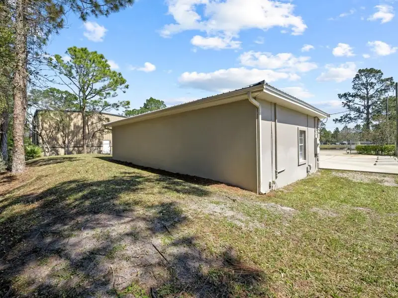 Commercial Building with Offices and Open Storage in St. Johns County