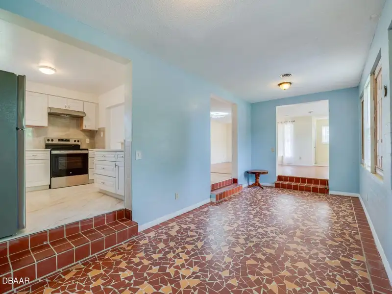 Versatile Single Family Home on 1/4 Acre in Sfr-5 Zoning