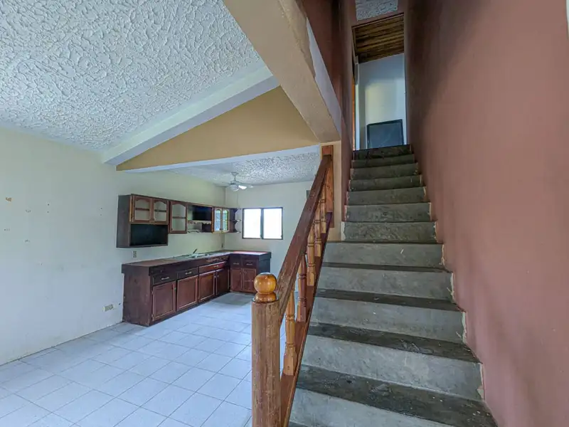 Versatile Residential/commercial Property in Kontiki Area, San Ignacio