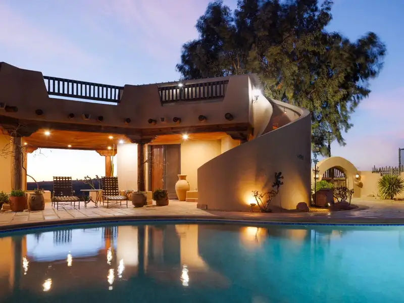 Luxury Estate with Stunning Views, Pool, Wine Cellar, and Extensive Amenities in Friant