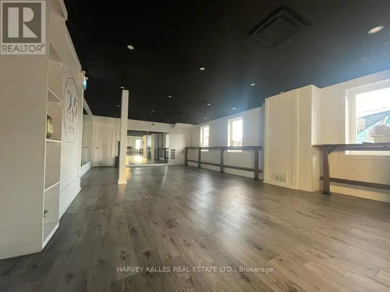 Move-in Ready Second Floor Space at Baldwin and Augusta, Ideal for Diverse Business Uses