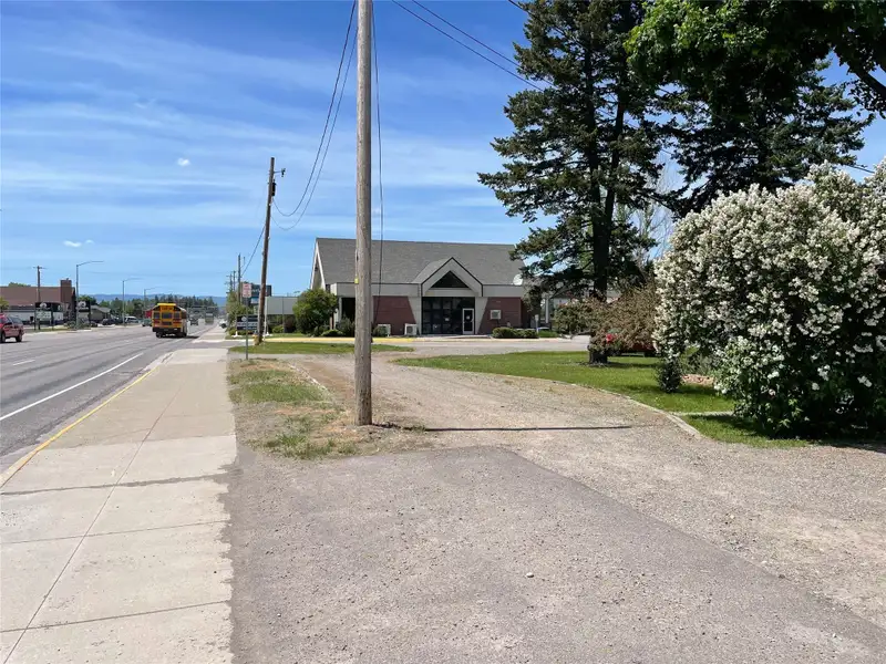 Commercial Corner Lot with 3 Bed Home in Columbia Falls, High Traffic Area