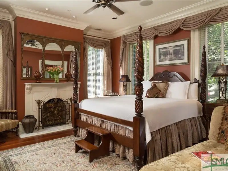 Restored 1871 Gray Brick Townhome in Savannah’s Historic District with Carriage House and Stvr Certificates