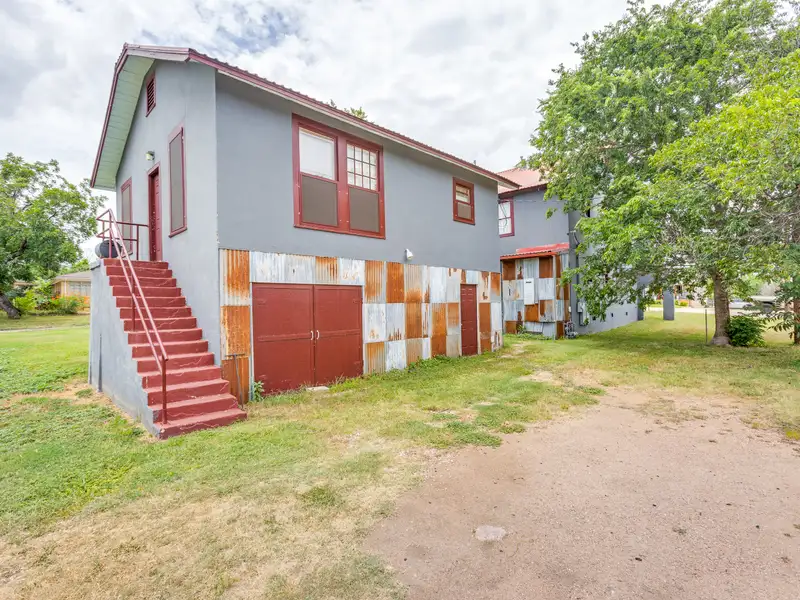 Historic Two-story Commercial Building with Garage Loft Apartment in Prime Location