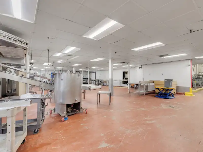 Fully Equipped Food Manufacturing Facility in New Haven, Ct - 19,106 Sf
