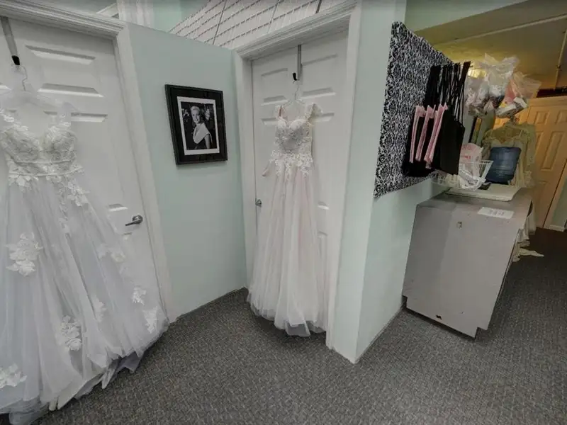 Retail Suite for Sale in Thornebrook Village, Gainesville - 1,699 Sf with Income Opportunity
