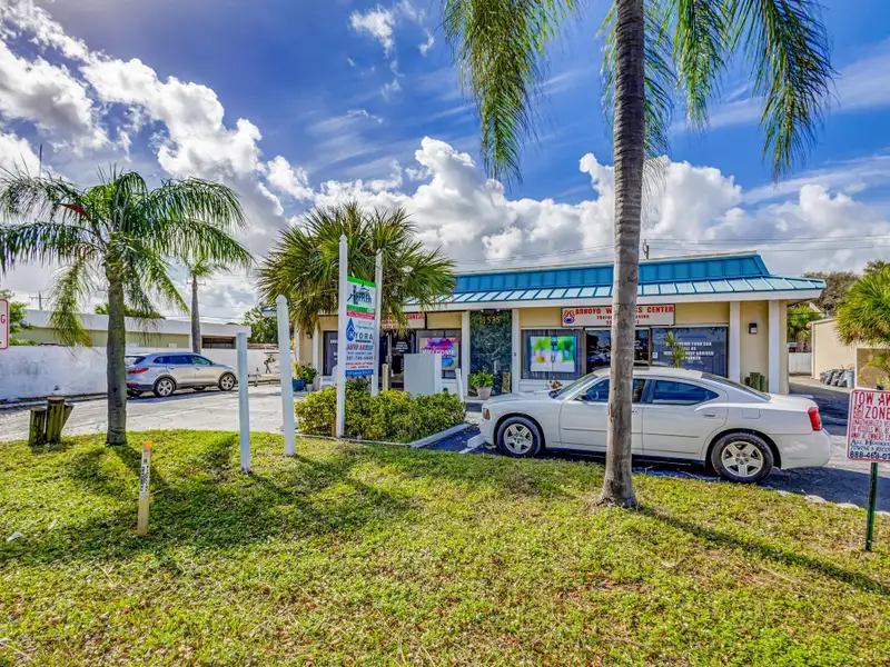 Commercial Investment Property in High-demand Jupiter, Fl - 13,027 Sq. Ft.