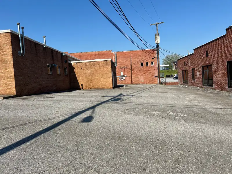 Downtown Marion Corner Commercial Space with High Visibility and Onsite Parking