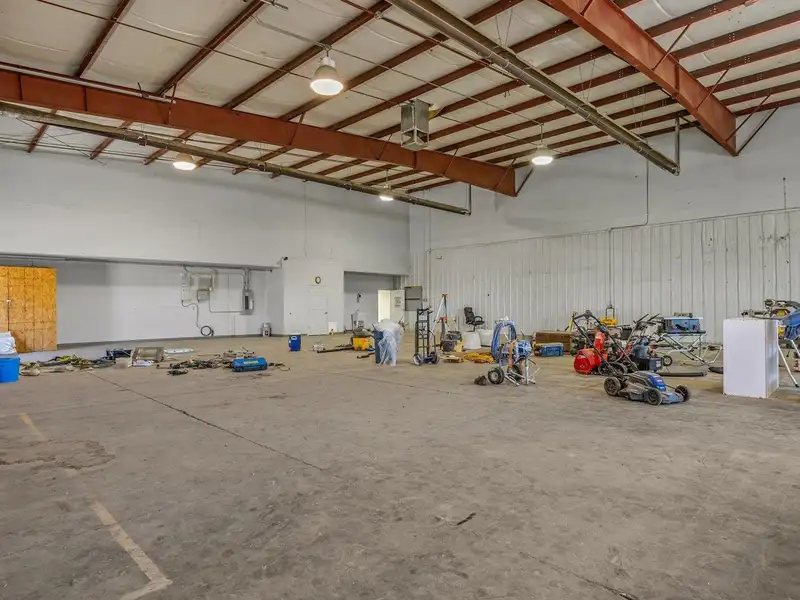Office and Warehouse with Quonset Hut on 0.45 Acres, Fully Fenced