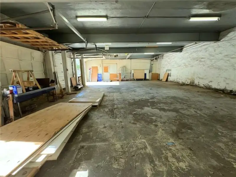 Prime Multi-use Commercial Building for Lease in Central Cortlandt (buchanan)