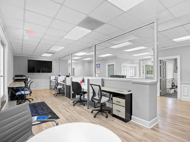 Standalone Commercial Building with Drive-thru in High-traffic Pawleys Island Location