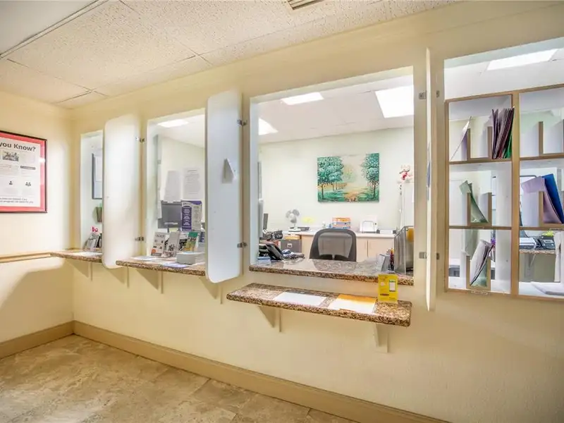 Medical Office Building for Sale in Prime Clermont Location with Ample Parking